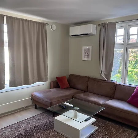 One Bedroom, Ev-charging, Walk-in Closet, Garage Apartment Stavanger