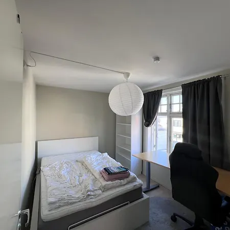 One Bedroom, Ev-charging, Walk-in Closet, Garage